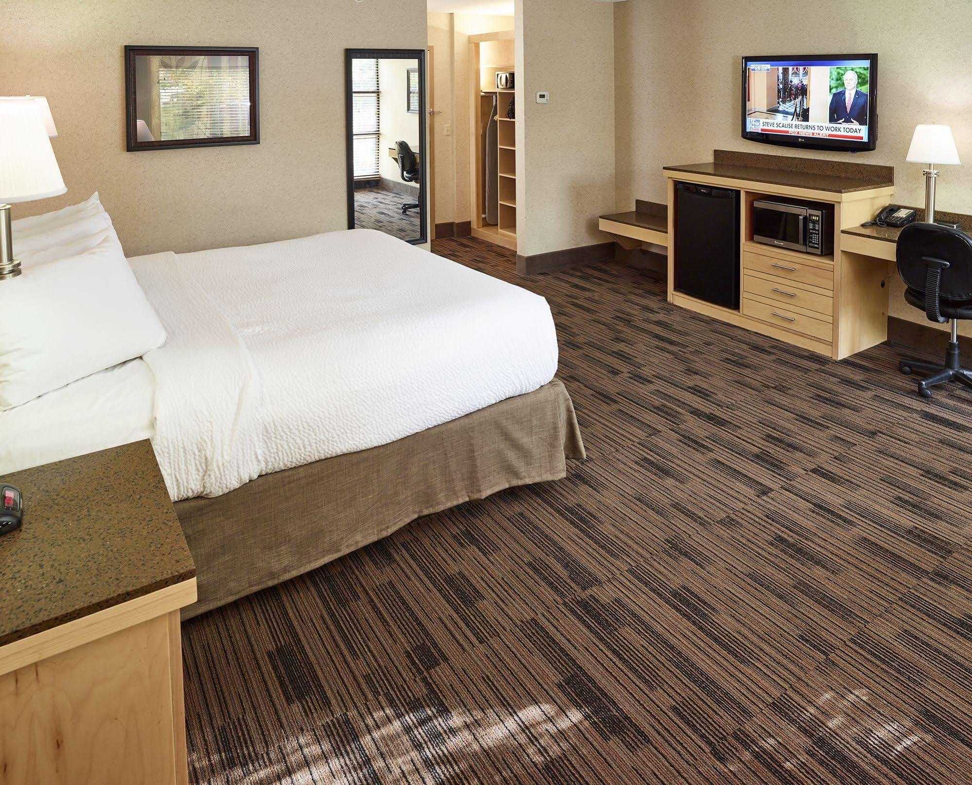 Livinn Hotel Minneapolis North / Fridley Dış mekan fotoğraf